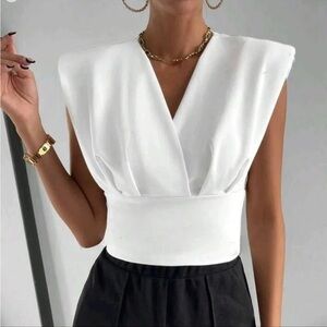 NWT Shoulder Padded Cropped Tee